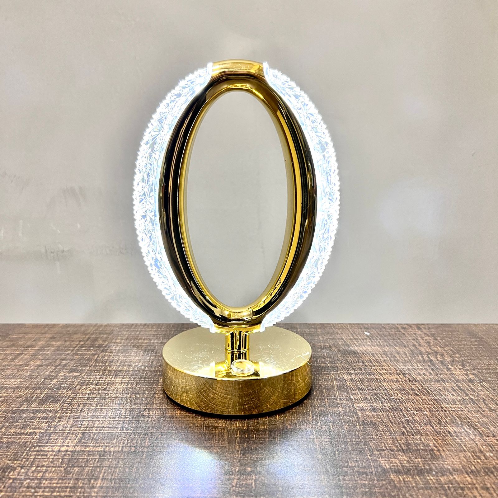 Luxury Gold-Plated Side Table Lamp with Multicolor Lighting – Rechargeable & Modern Design